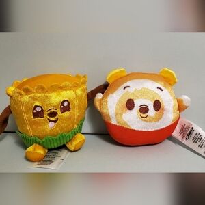 Disney Parks Munchlings Winnie The Pooh And Pluto Small Plush Set